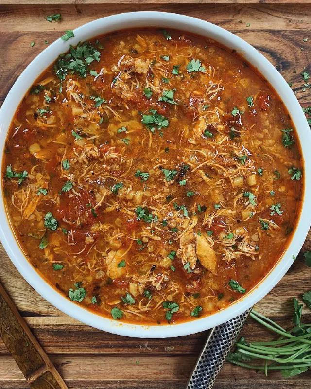 Slow Cooker Chicken Tortilla Soup