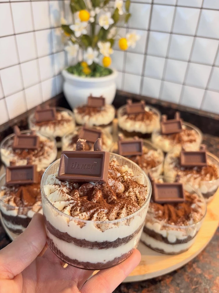 Tiramisu Cups