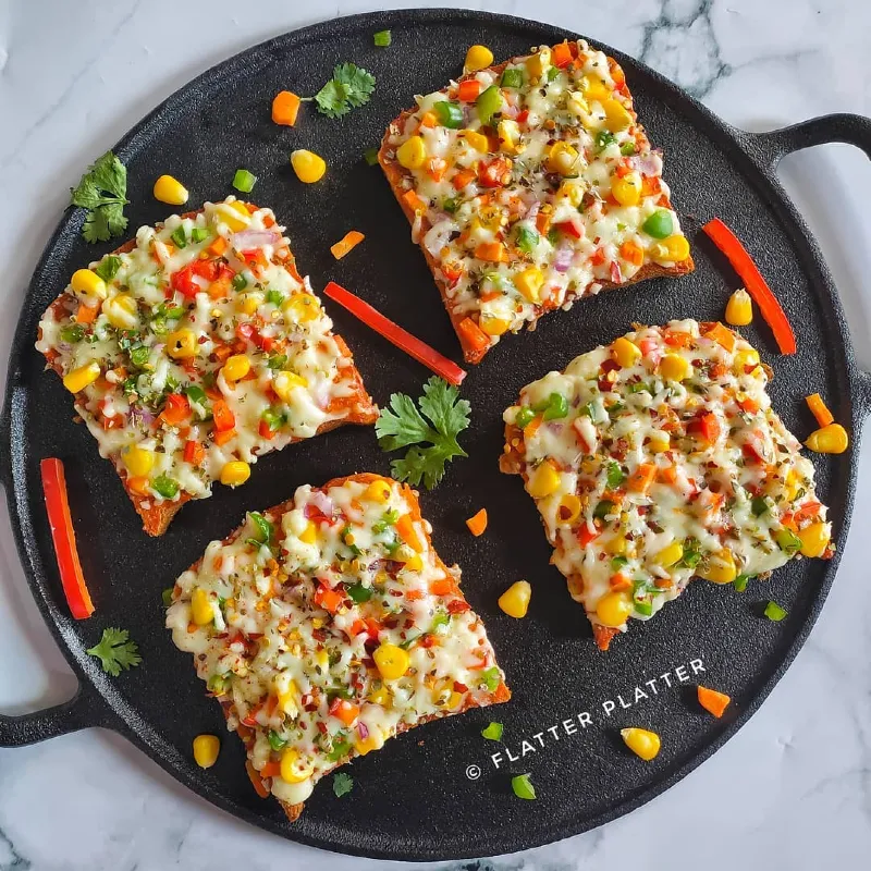 Mini Veggie Pizzas