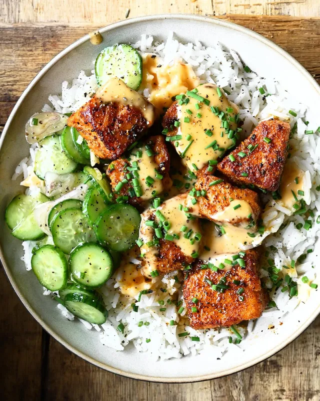 20 Minute Salmon Rice Bowls