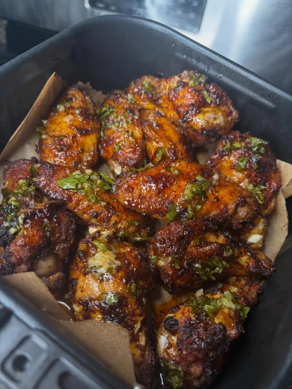 Air Fryer Honey Garlic Chicken Wings