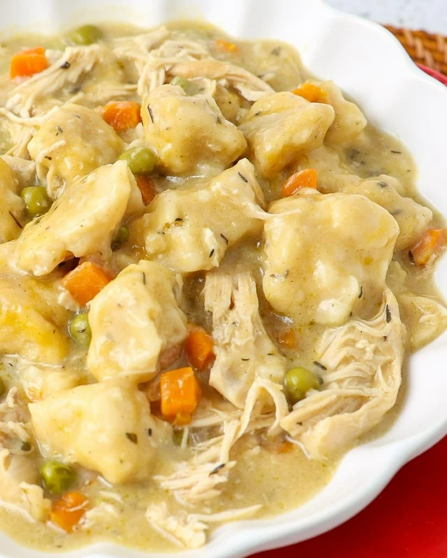 Crockpot Chicken and Dumplings