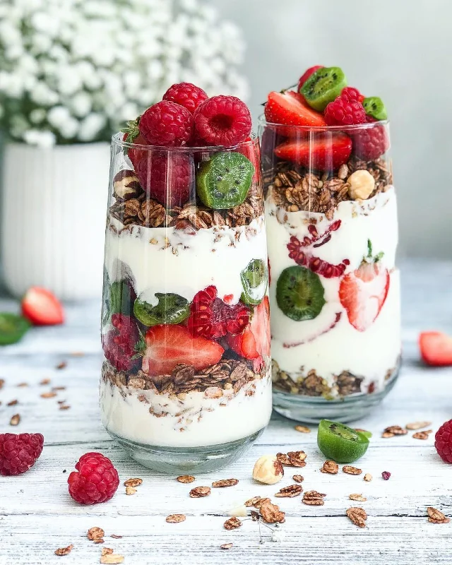  Berry Parfaits